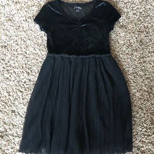 Art Class velvet top dress
